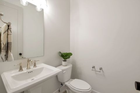 Tiny photo for 298 N AMBER LN W, Layton, UT 84041 (MLS # 2127459)