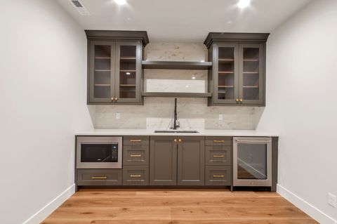 Tiny photo for 298 N AMBER LN W, Layton, UT 84041 (MLS # 2127459)