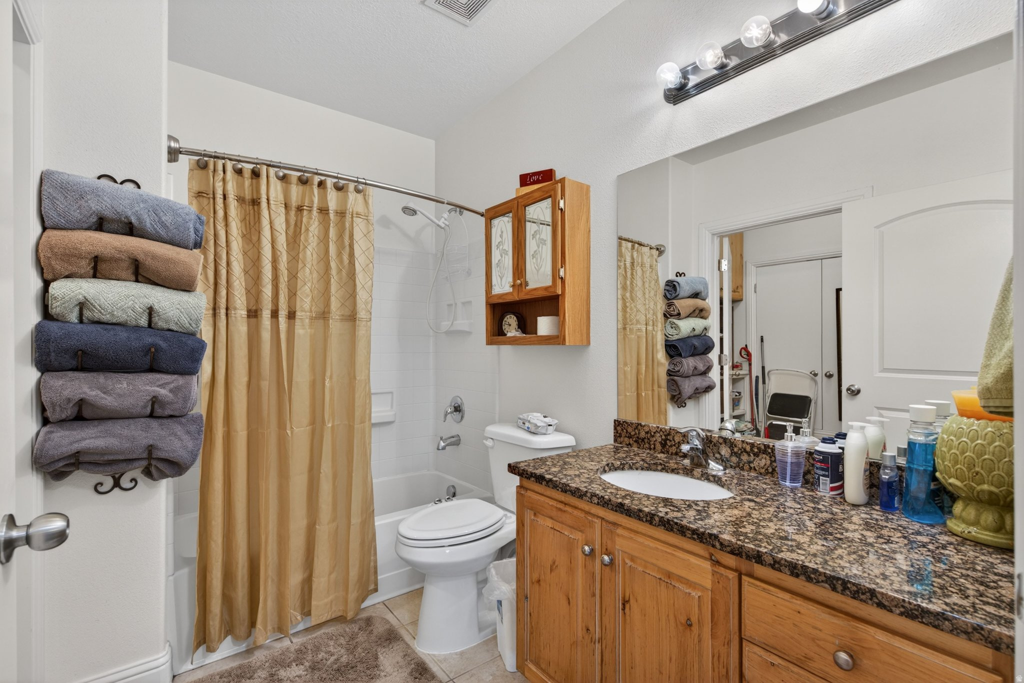 TOWN CENTER CONDO - Residential