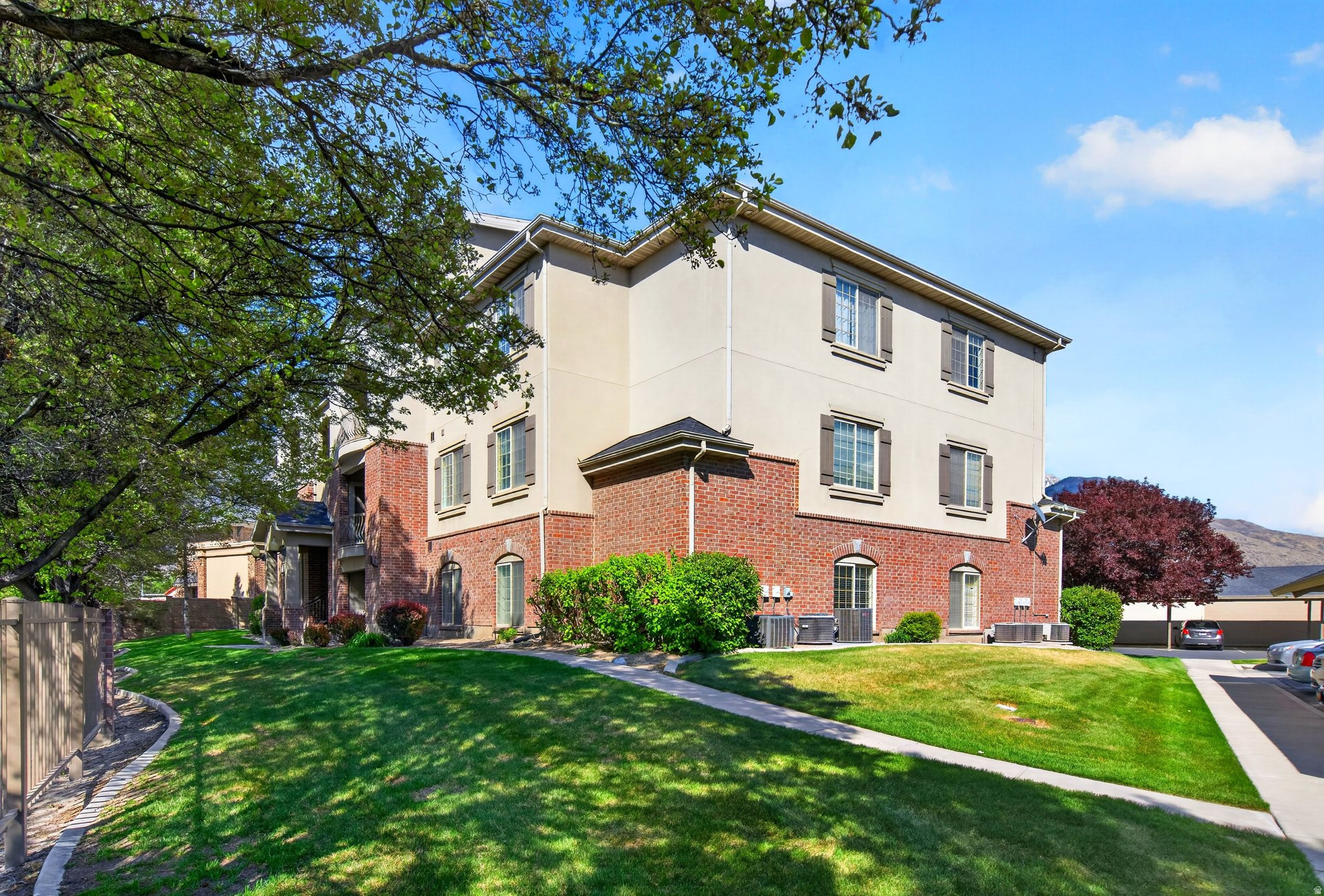 TOWN CENTER CONDO - Residential