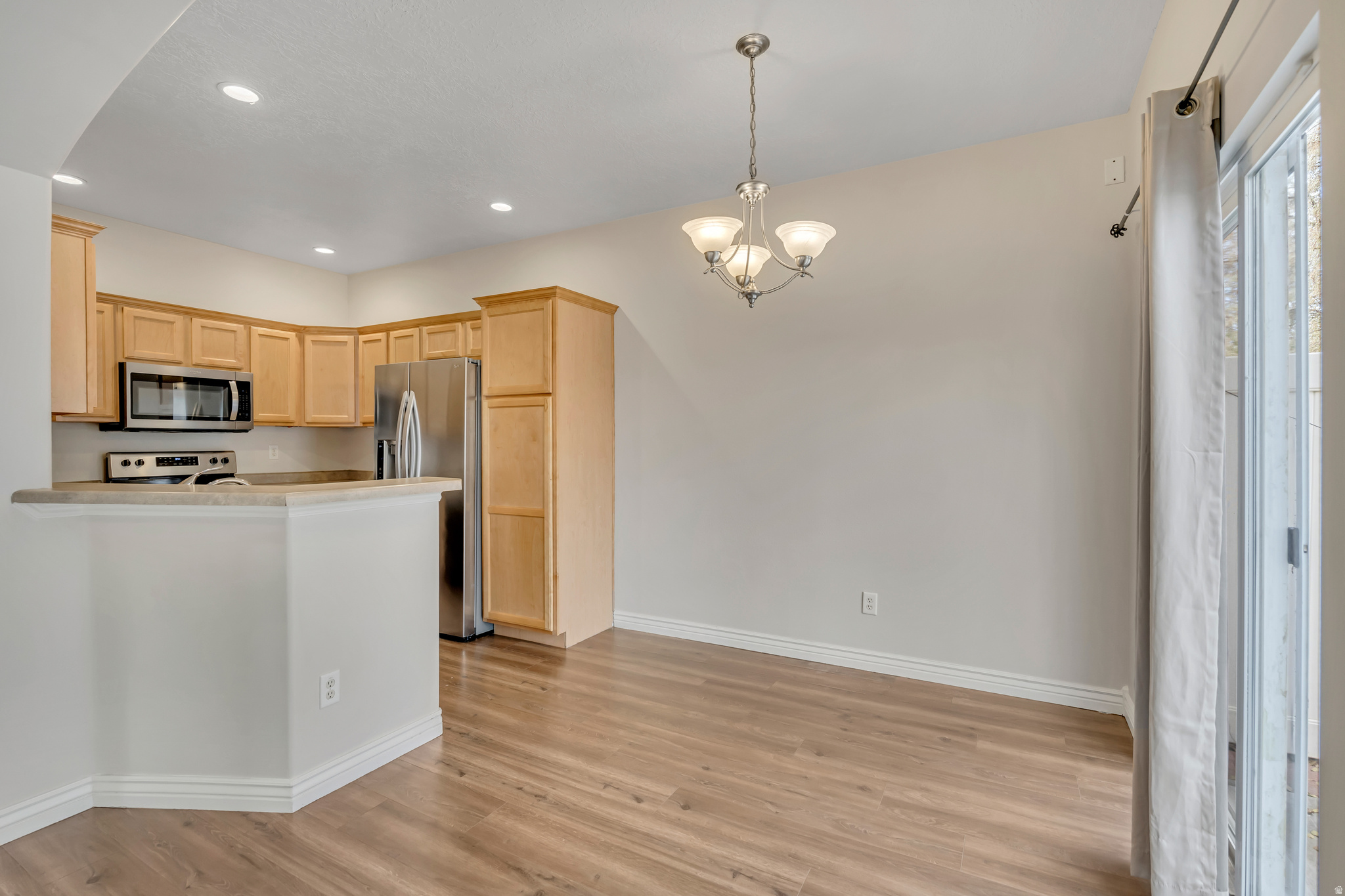 VINTAGE ON THE BLUFFS - Residential