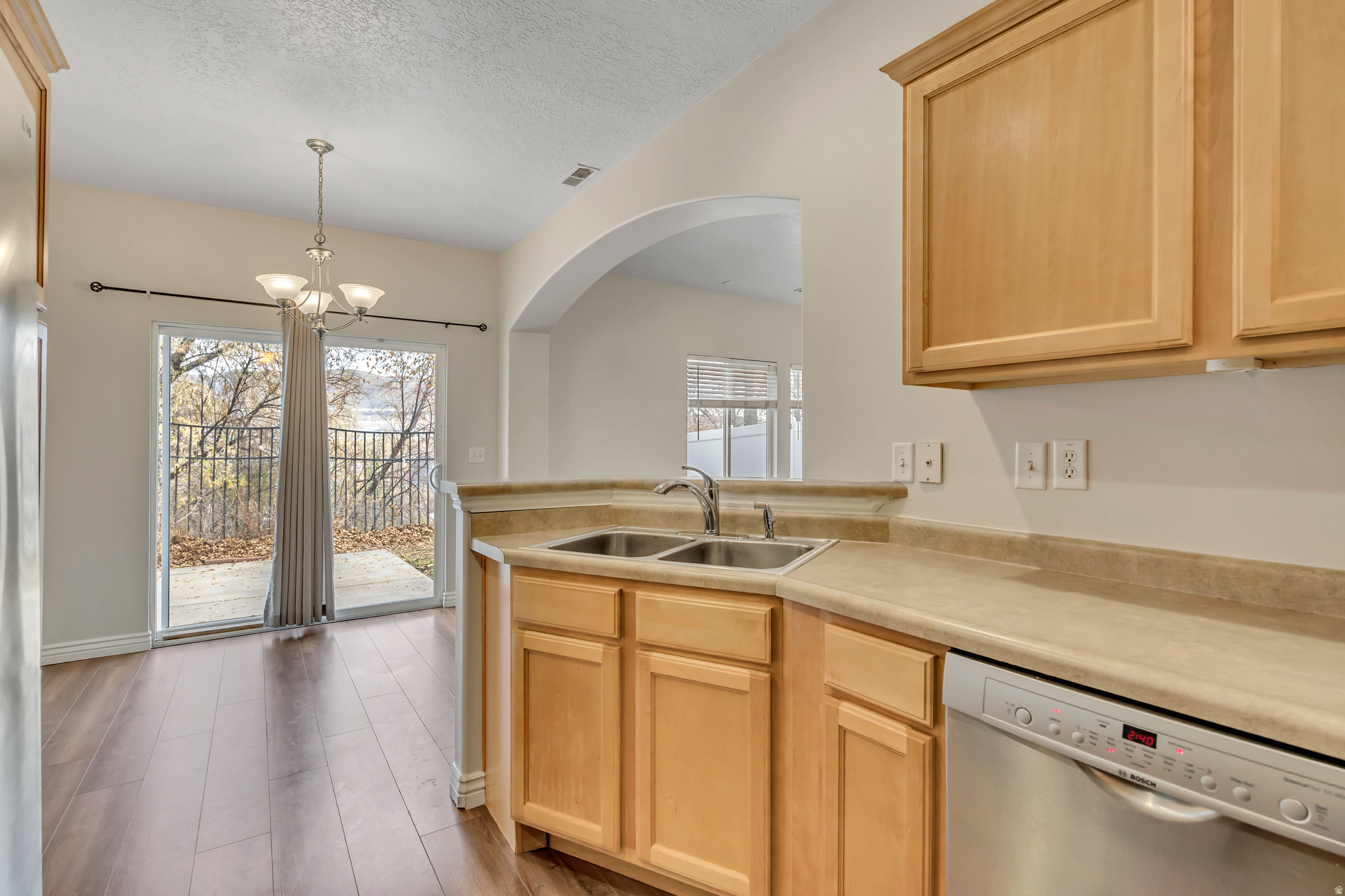 VINTAGE ON THE BLUFFS - Residential