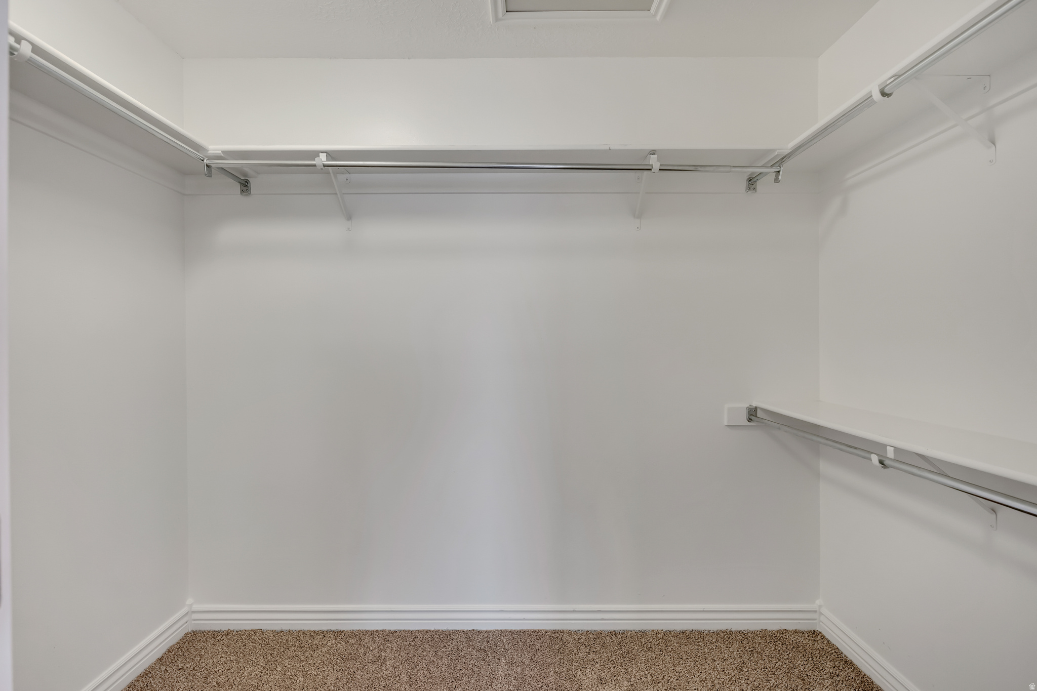 VINTAGE ON THE BLUFFS - Residential