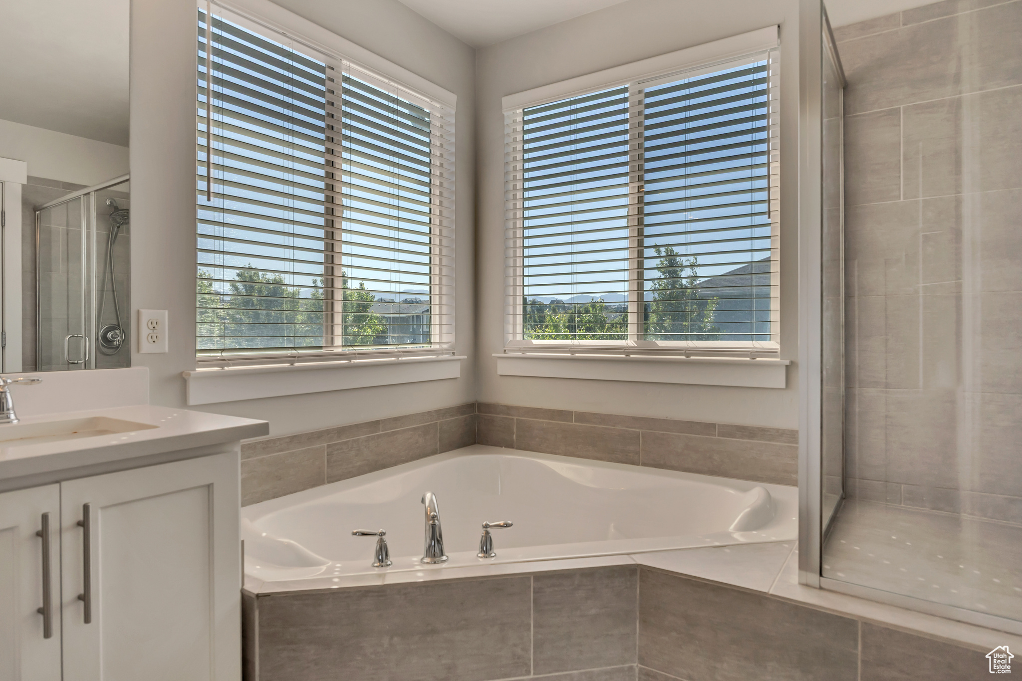 10966 S Coastal Dune Dr, South Jordan, Utah image 18