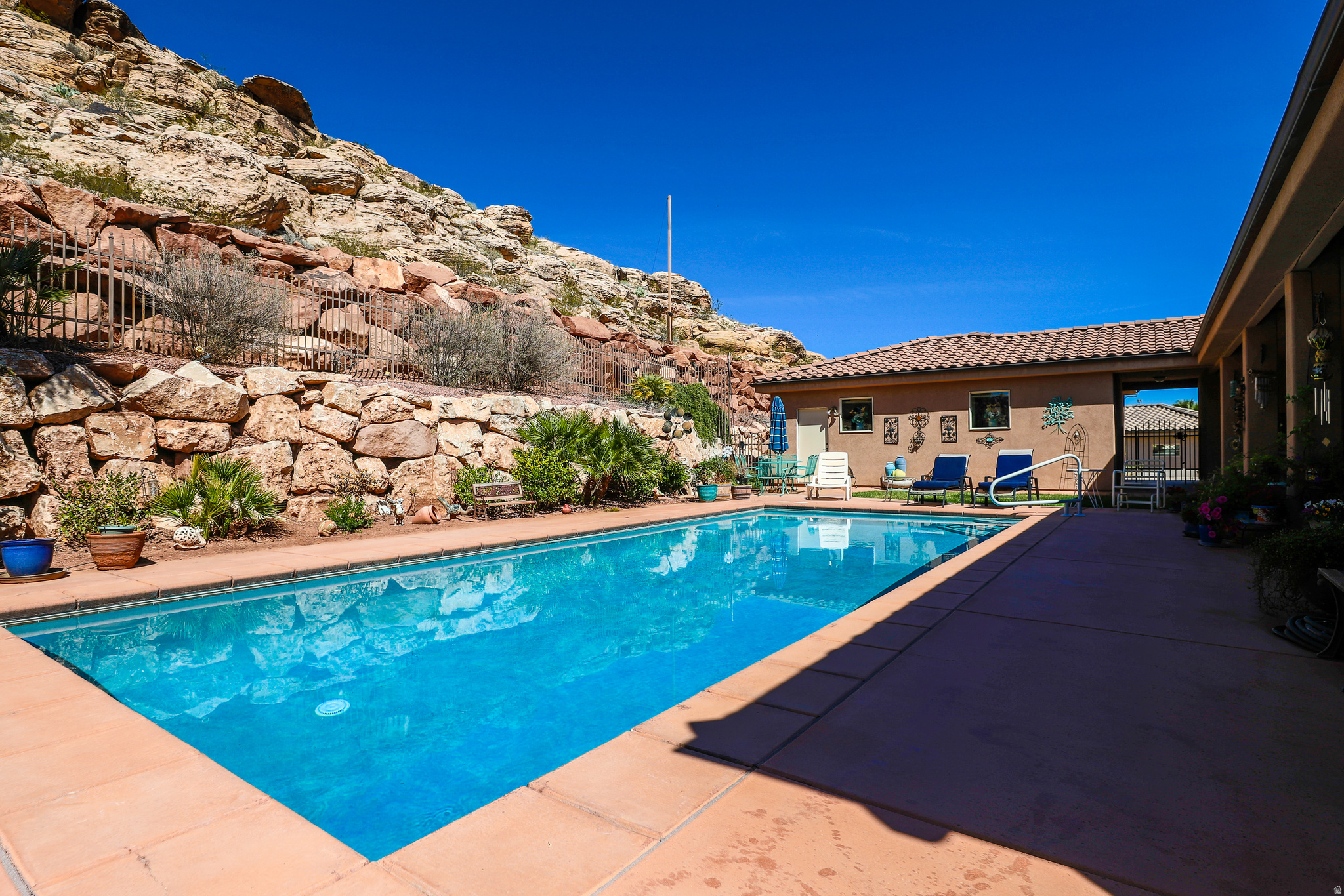 GREYSTONE ESTATES - Residential