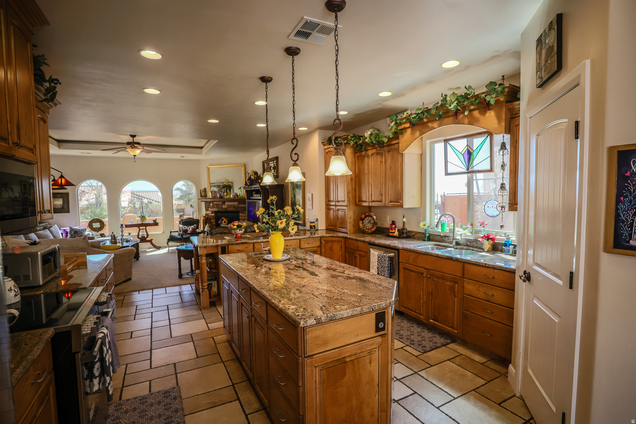 GREYSTONE ESTATES - Residential