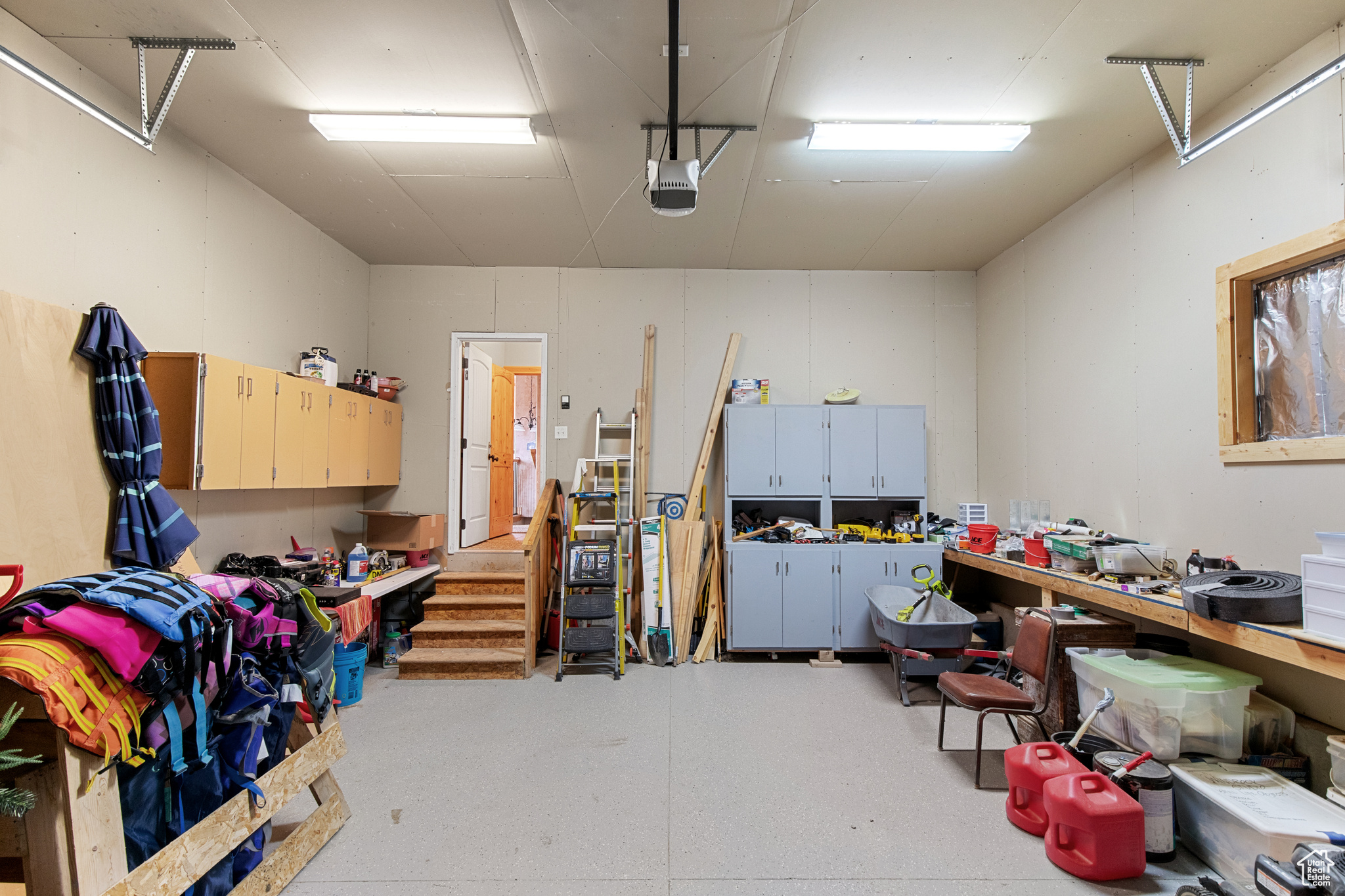 GOLF COURSE SUB 2 LOT 82 - Residential