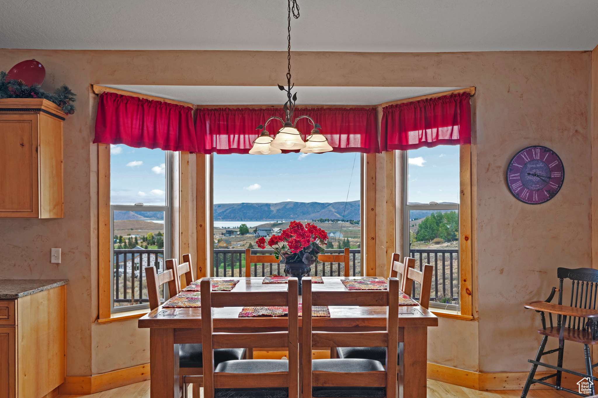 GOLF COURSE SUB 2 LOT 82 - Residential