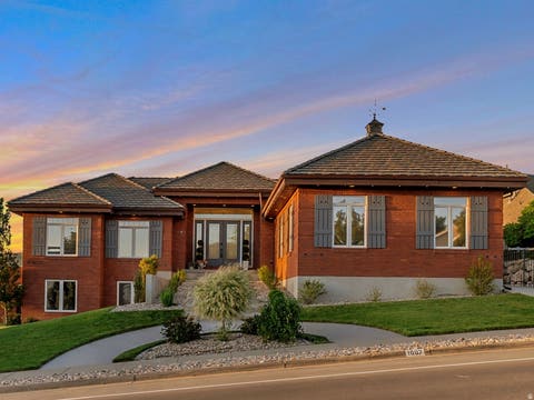Homes For Sale - 1007 E Eaglewood Dr<br/> North Salt Lake, UT 84054