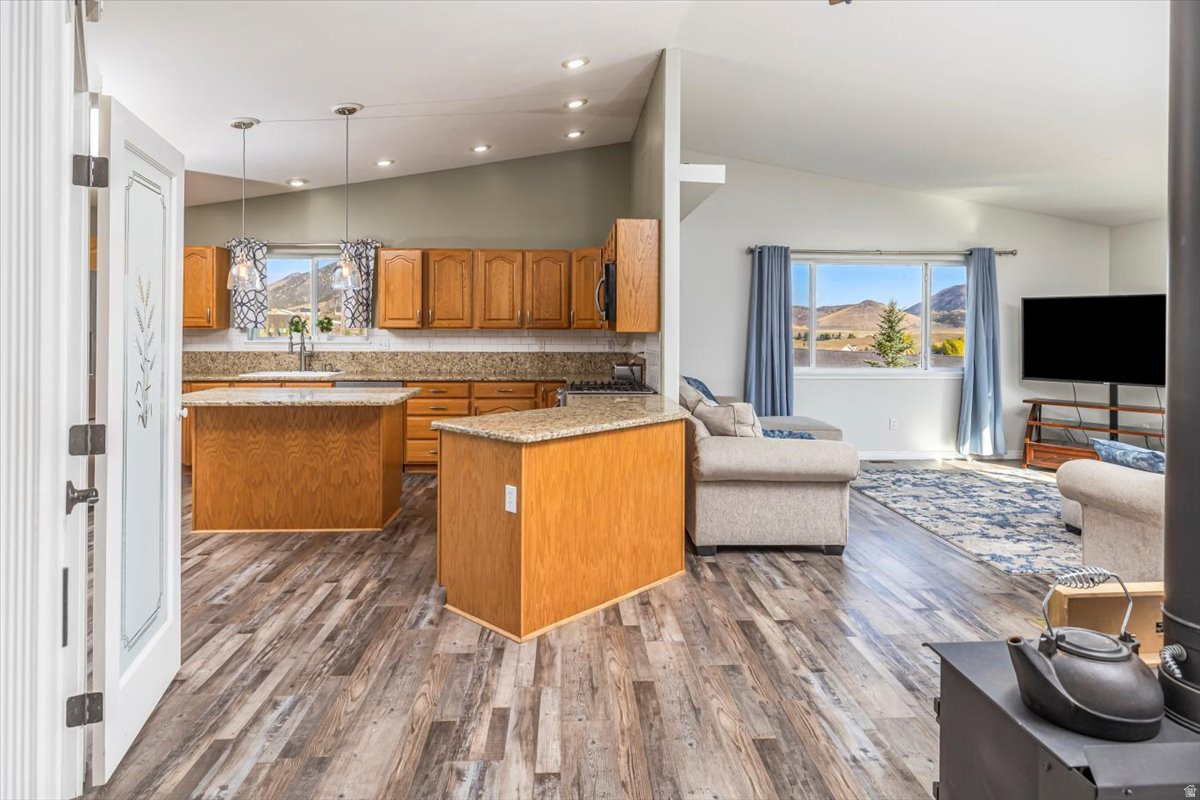 THUNDER CANYON ESTATES - Residential