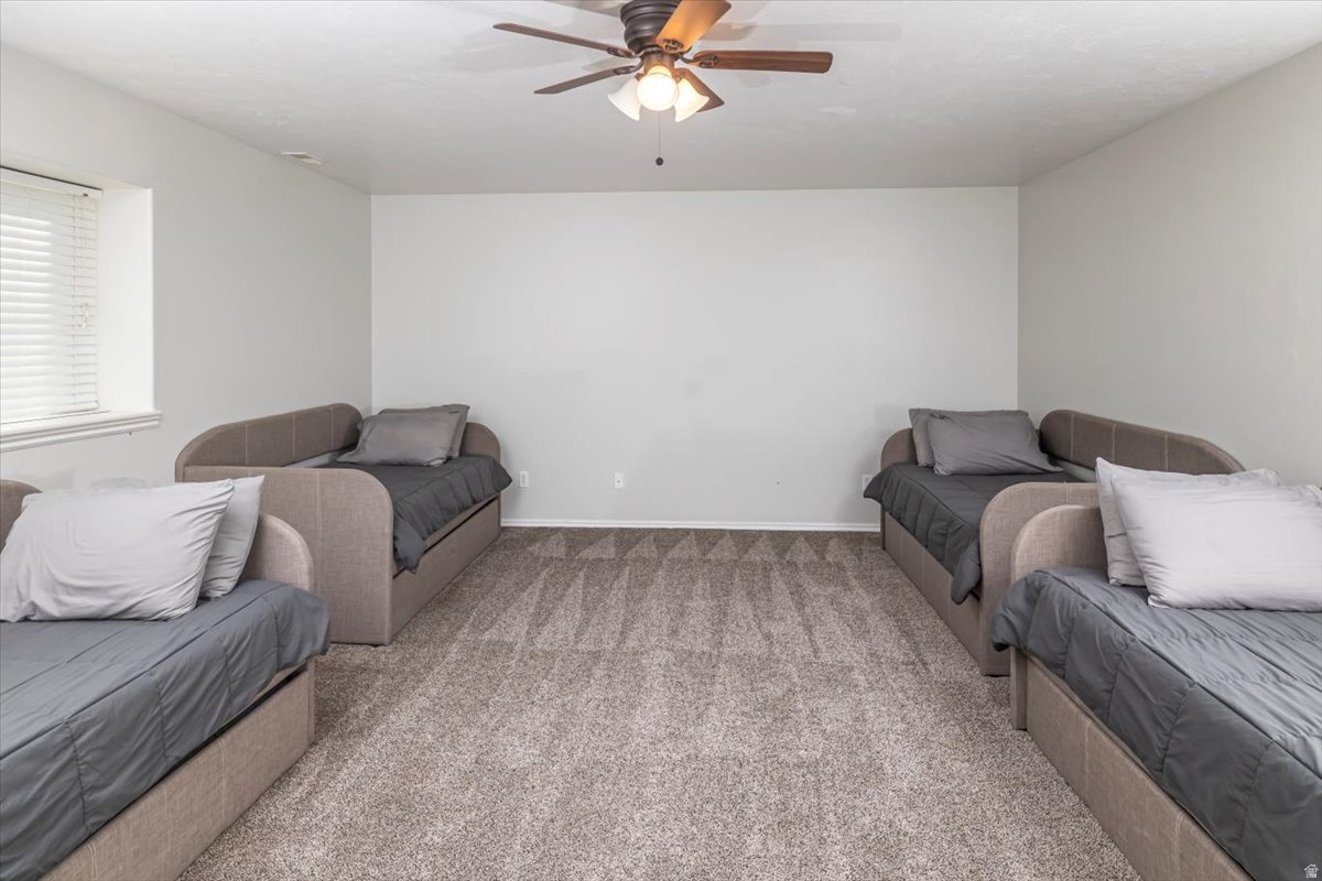 THUNDER CANYON ESTATES - Residential