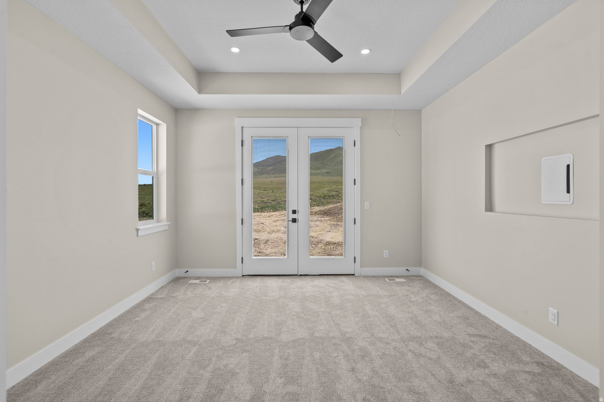 BLACKHAWK - Residential