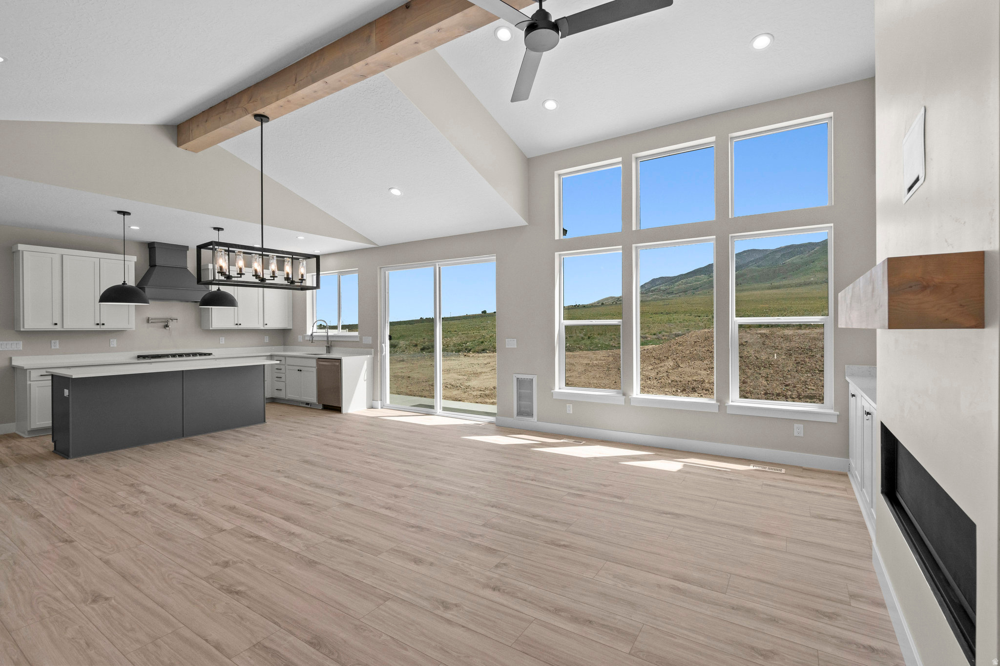 BLACKHAWK - Residential