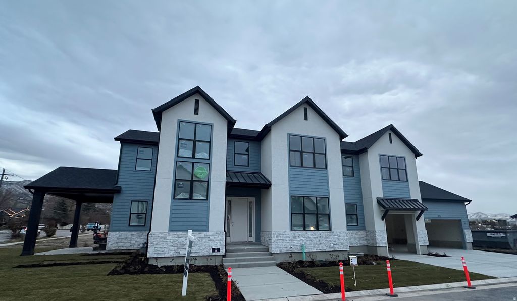 Photo of 284 E CONCORD FARM LN #8, Draper, UT 84020 (MLS # 2125263)