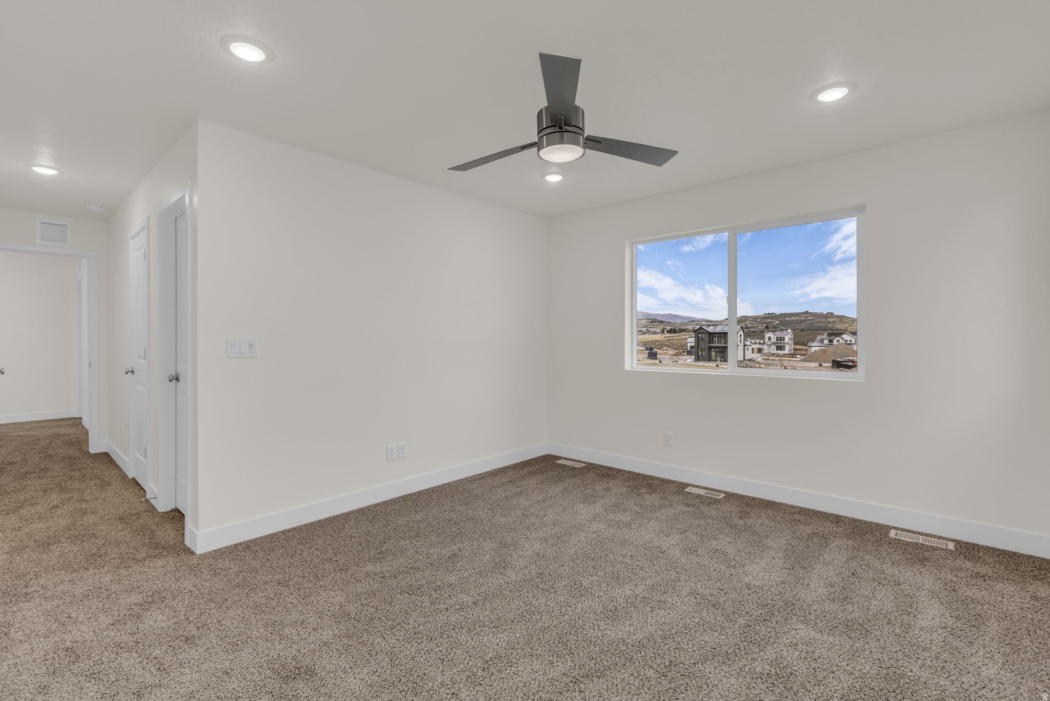 SILVER CREEK VILLAGE - Residential