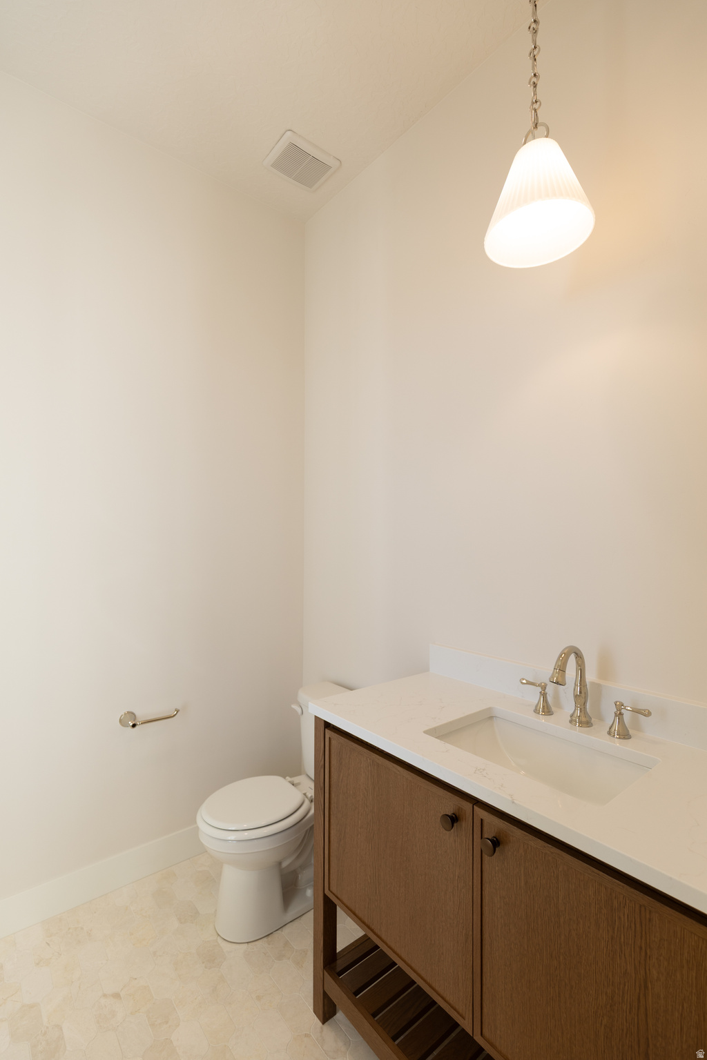 BEACON POINTE - Residential