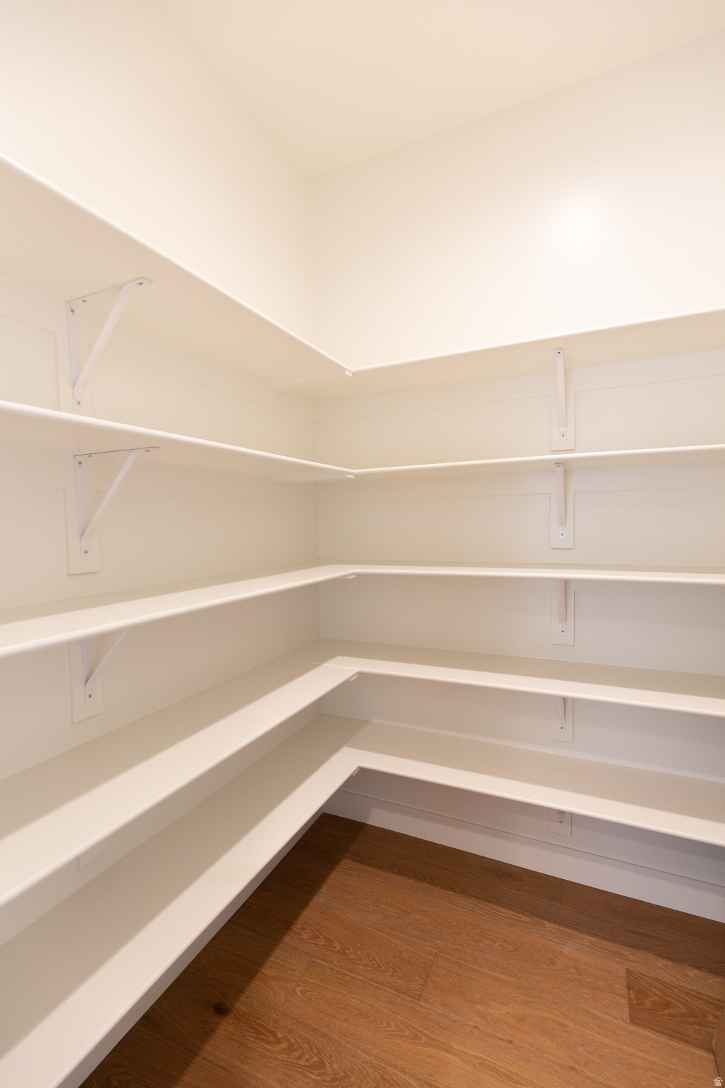 BEACON POINTE - Residential