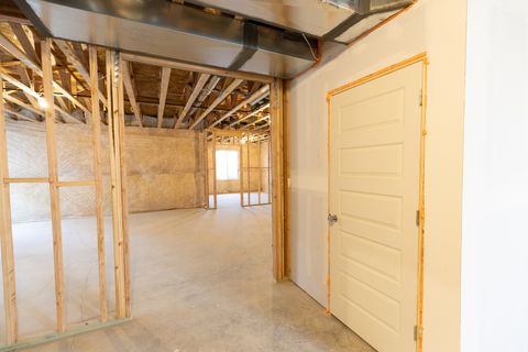 Tiny photo for 823 S ENSIGN DR, Saratoga Springs, UT 84045 (MLS # 2118276)