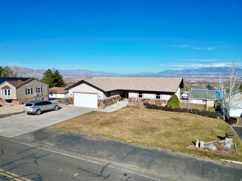 569 E PARK DR Elk Ridge UT 84651