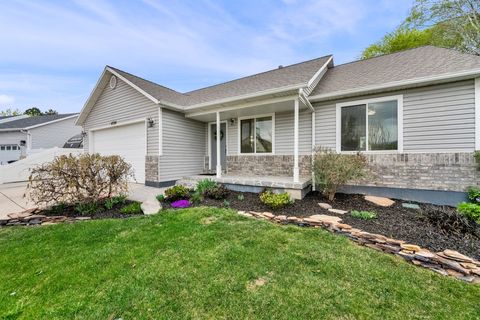 Tiny photo for 4750 S DUTCH APPLE CV W, Taylorsville, UT 84129 (MLS # 2147575)