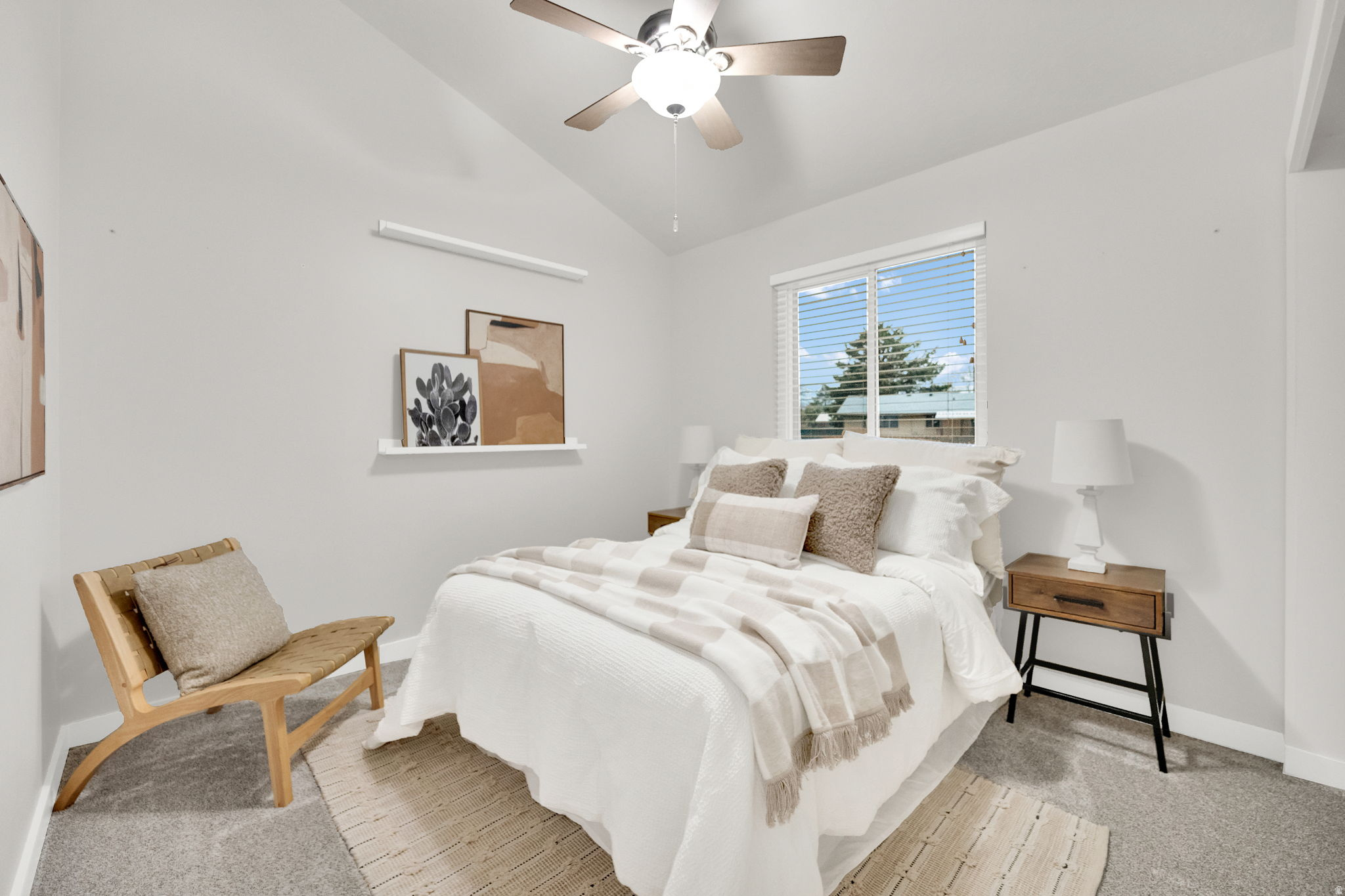 APPLE HOLLOW - Residential