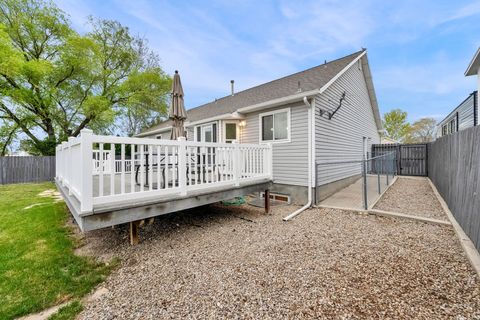 Tiny photo for 4750 S DUTCH APPLE CV W, Taylorsville, UT 84129 (MLS # 2147575)