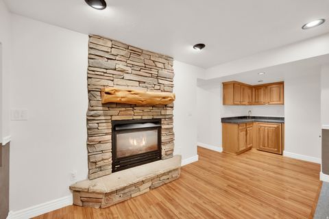Tiny photo for 4750 S DUTCH APPLE CV W, Taylorsville, UT 84129 (MLS # 2147575)