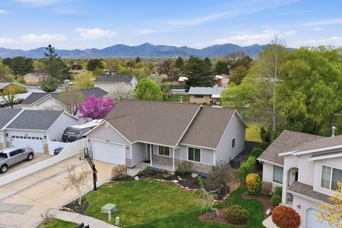 Tiny photo for 4750 S DUTCH APPLE CV W, Taylorsville, UT 84129 (MLS # 2147575)