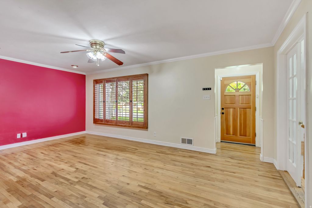 Photo of 3135 S VALLEY ST, Salt Lake City, UT 84109 (MLS # 2160425)