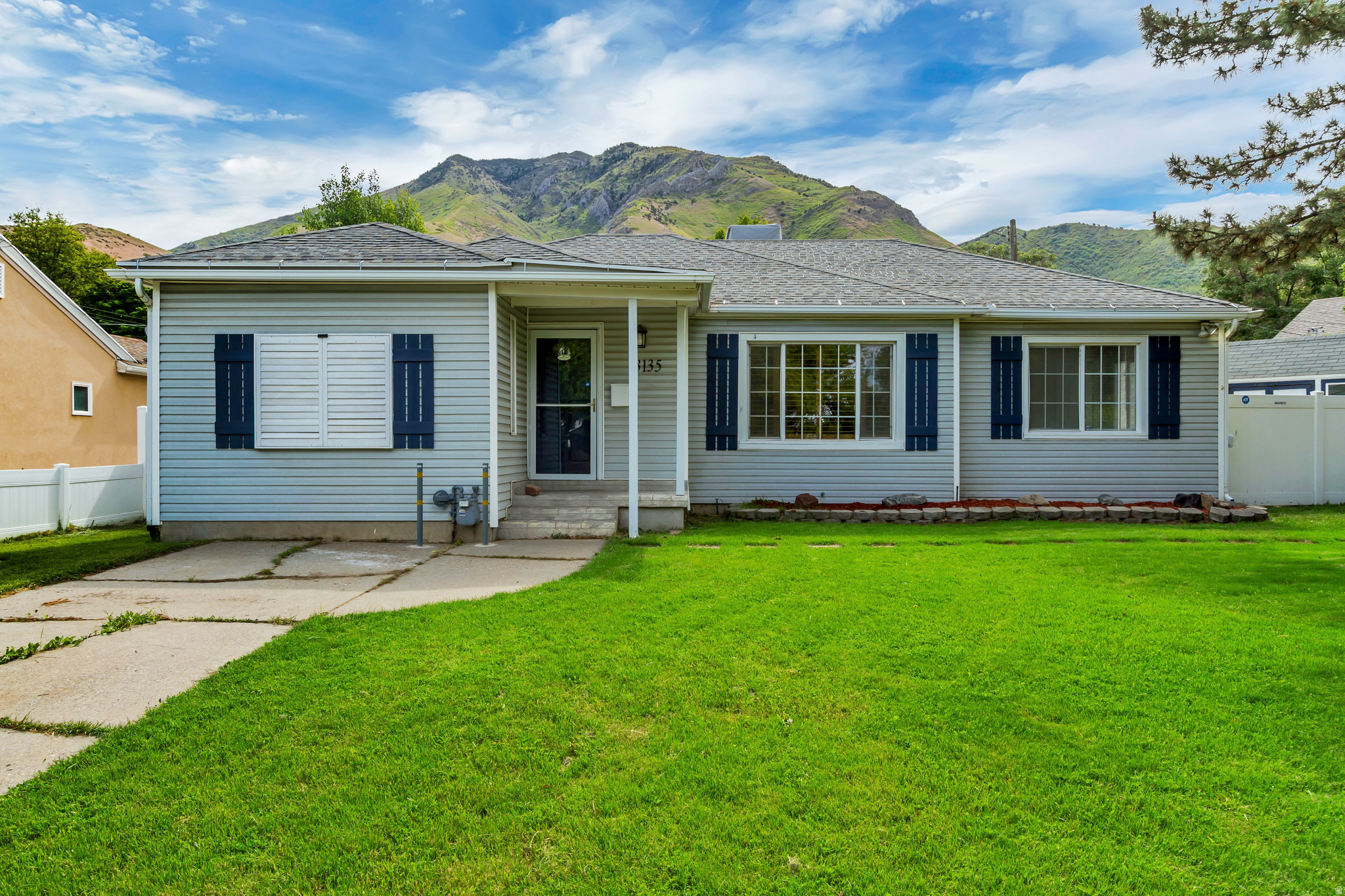 CANYON RIM - Residential