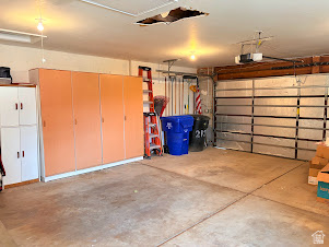 OAKRIDGE MANOR PLOT J - Residential