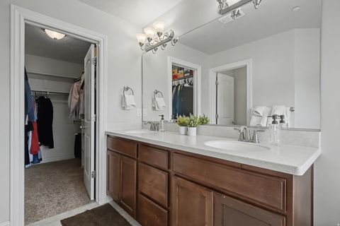 Tiny photo for 200 S MAHOGANY WAY, Elk Ridge, UT 84651 (MLS # 2147837)