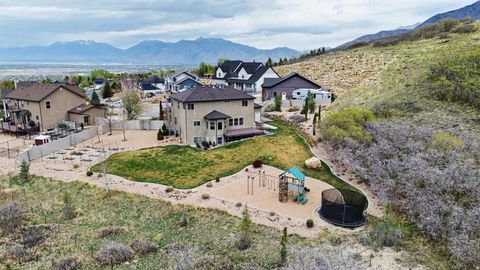 Tiny photo for 200 S MAHOGANY WAY, Elk Ridge, UT 84651 (MLS # 2147837)