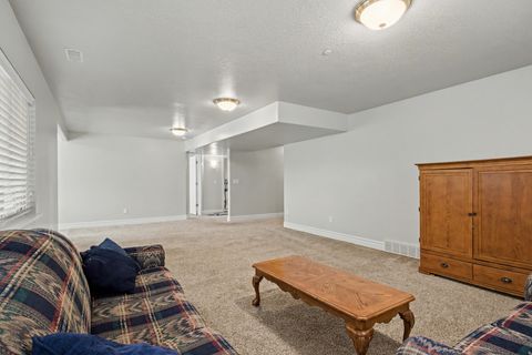 Tiny photo for 200 S MAHOGANY WAY, Elk Ridge, UT 84651 (MLS # 2147837)