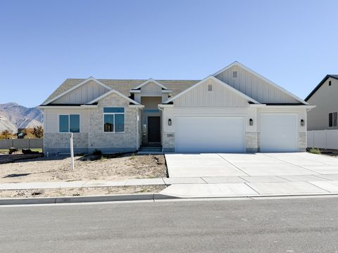Photo of 2098 N 425 W #240, Tooele, UT 84074 (MLS # 2090091)
