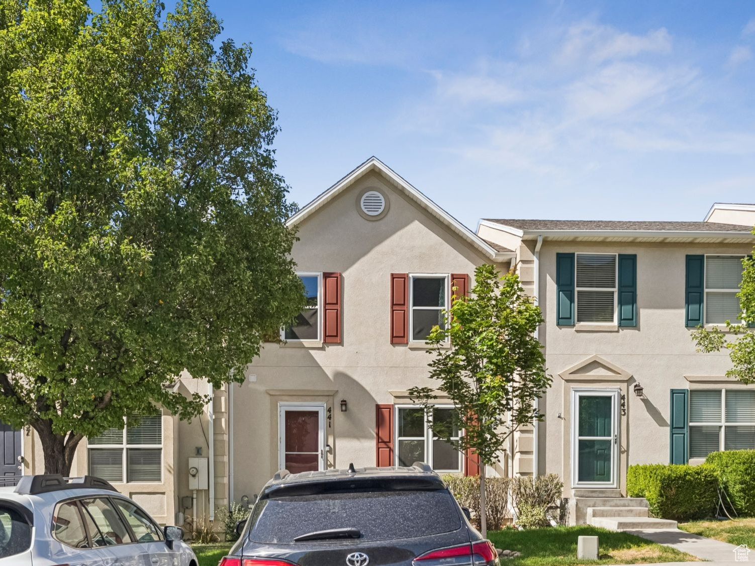 CASTLE HILL - Residential