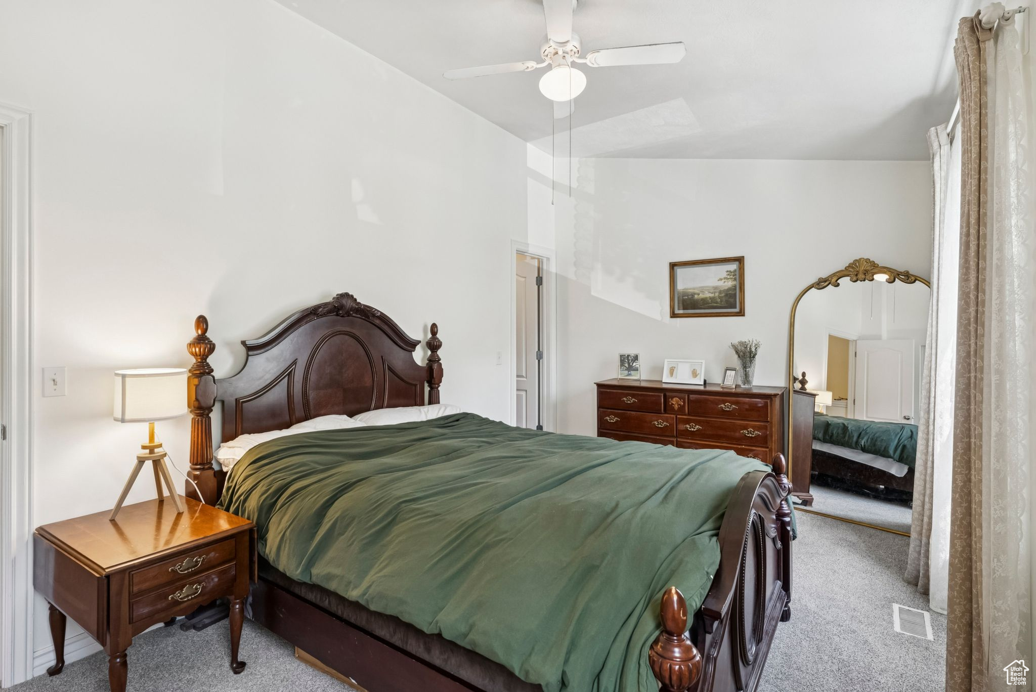 CASTLE HILL - Residential