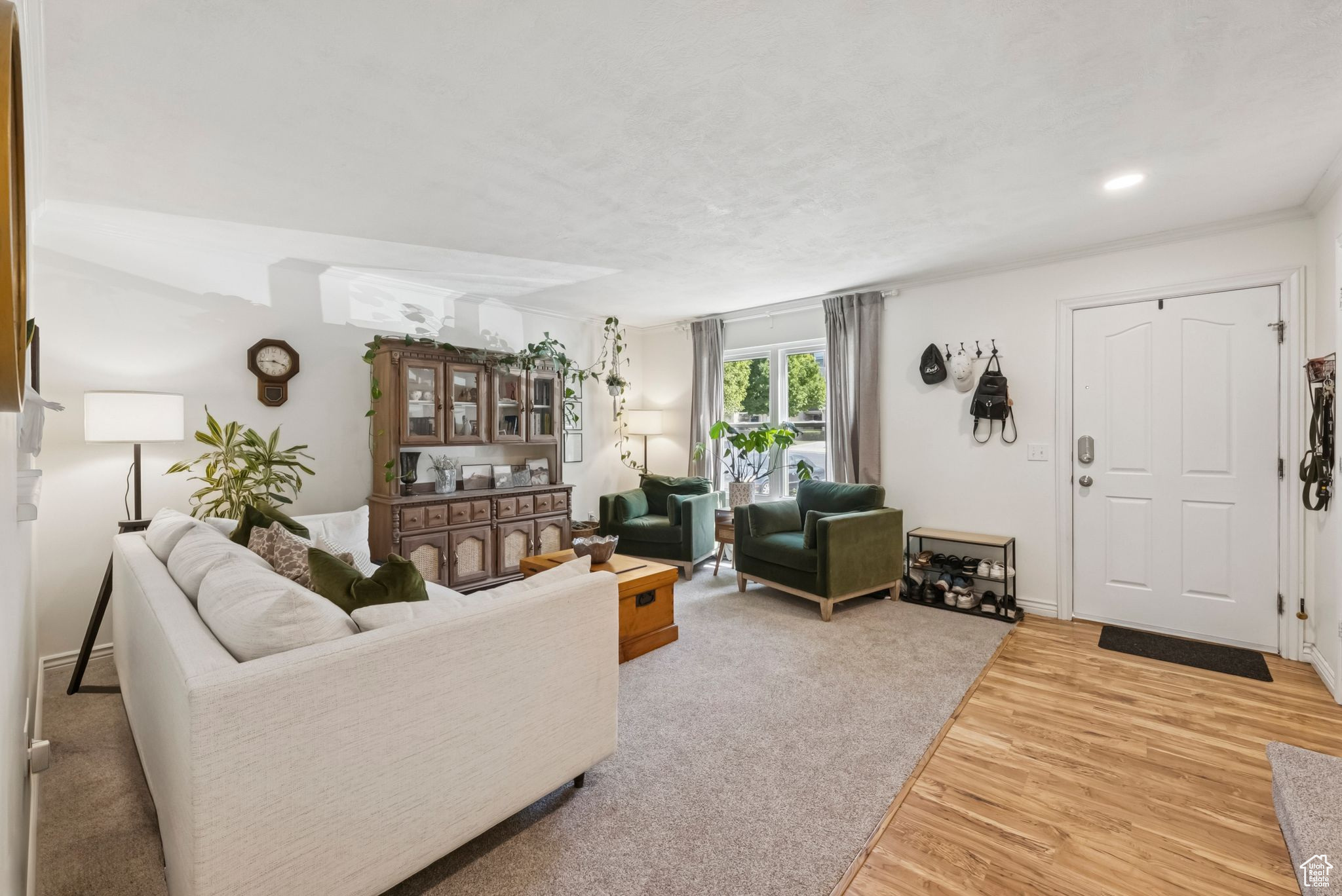 CASTLE HILL - Residential