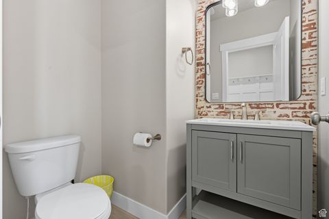 Tiny photo for 572 S CHAMBERLAIN ST, Mapleton, UT 84664 (MLS # 2112816)