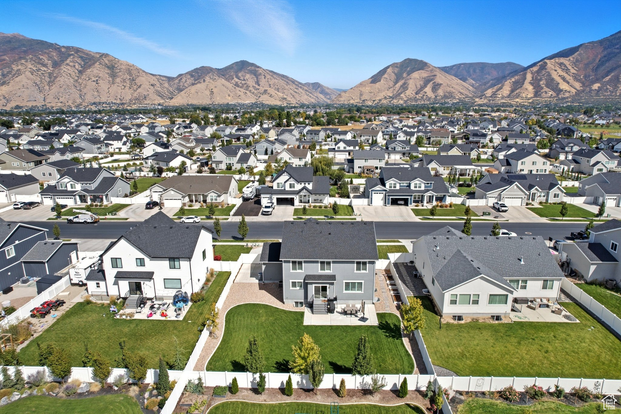 MAPLETON GROVE - Residential