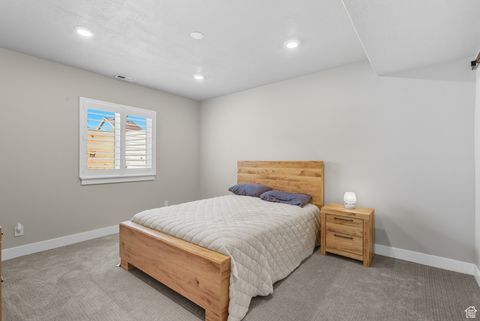 Tiny photo for 572 S CHAMBERLAIN ST, Mapleton, UT 84664 (MLS # 2112816)