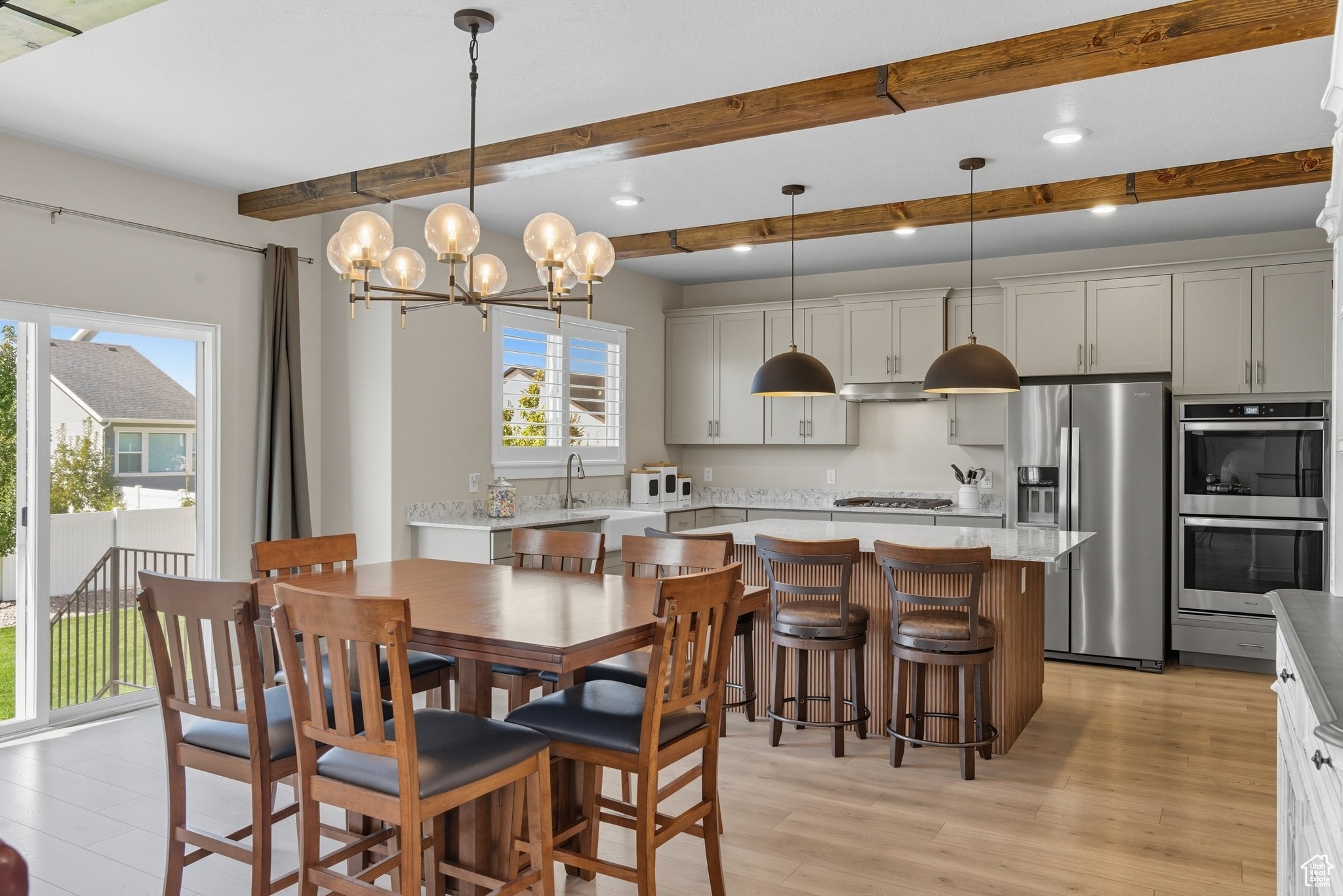 MAPLETON GROVE - Residential
