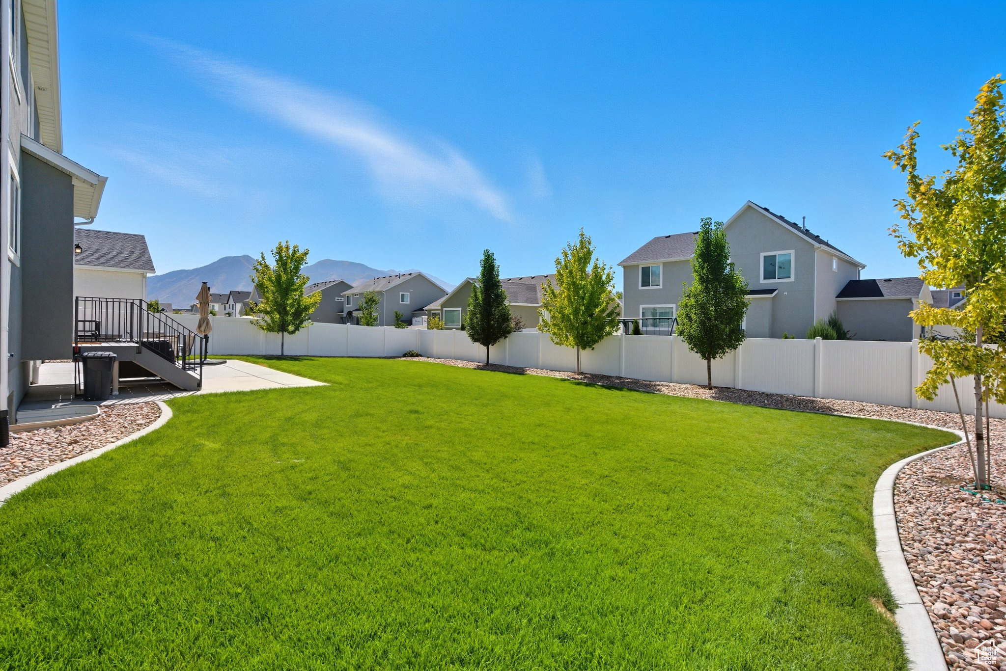 MAPLETON GROVE - Residential
