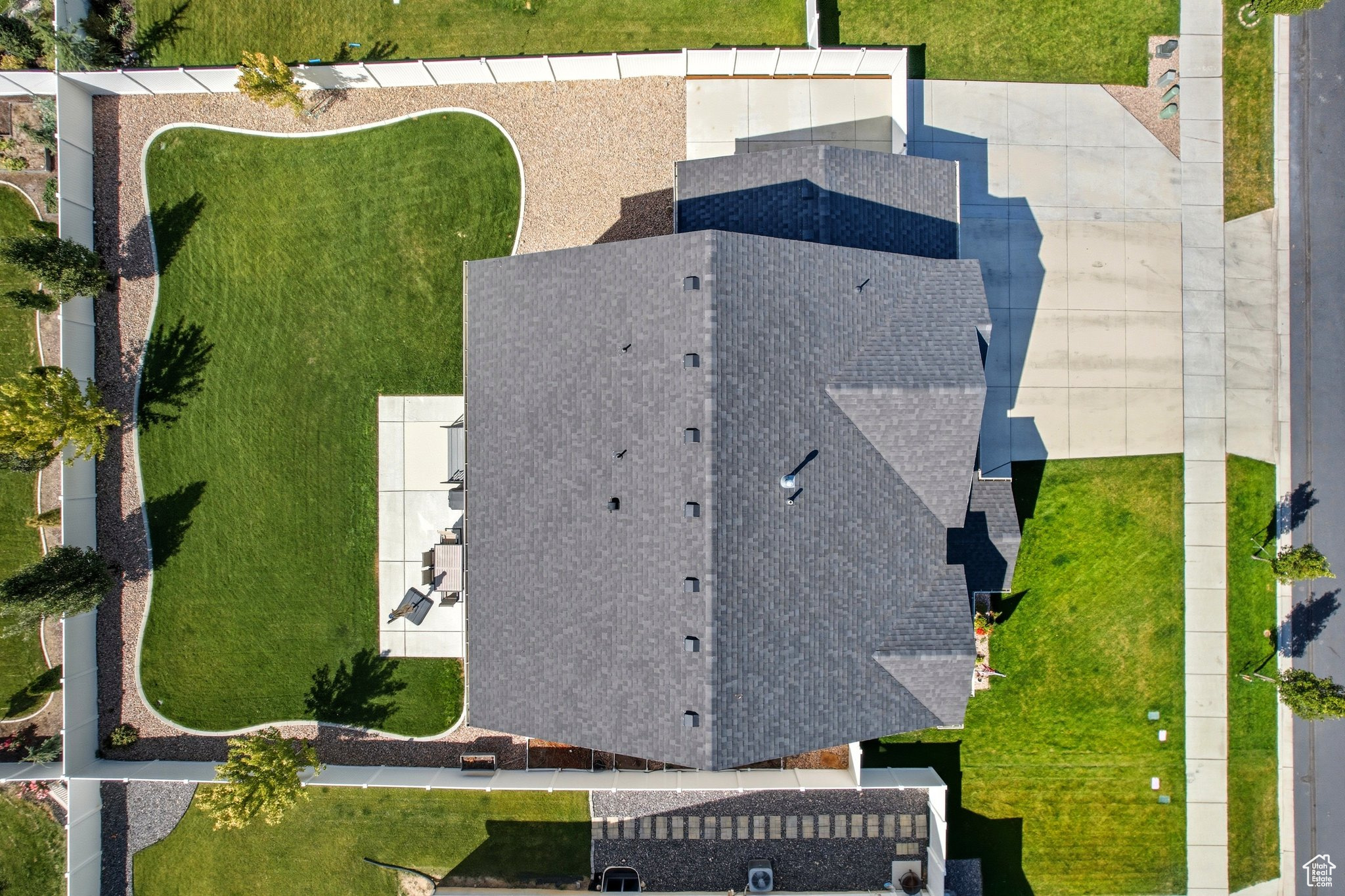 MAPLETON GROVE - Residential