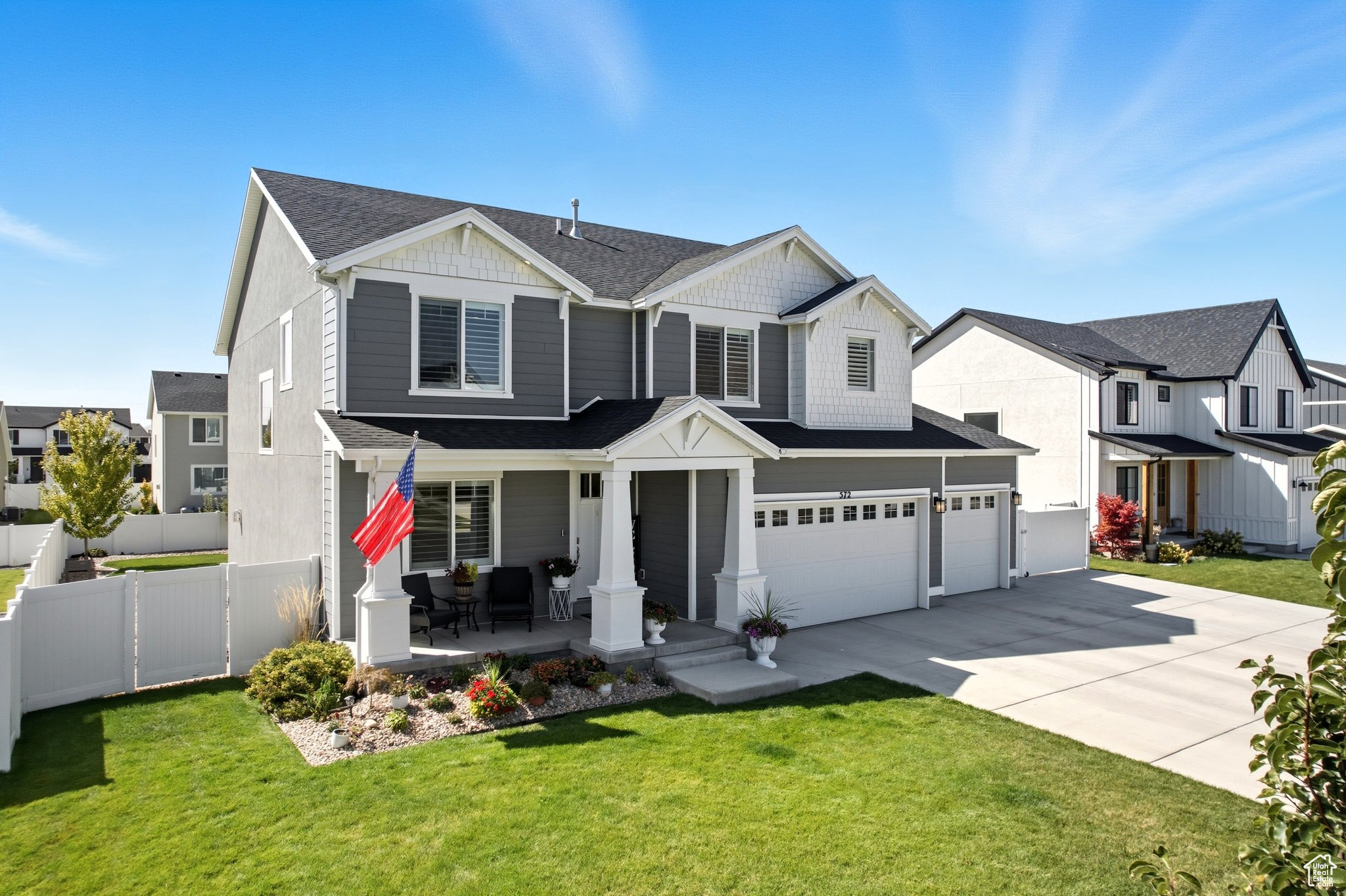 MAPLETON GROVE - Residential