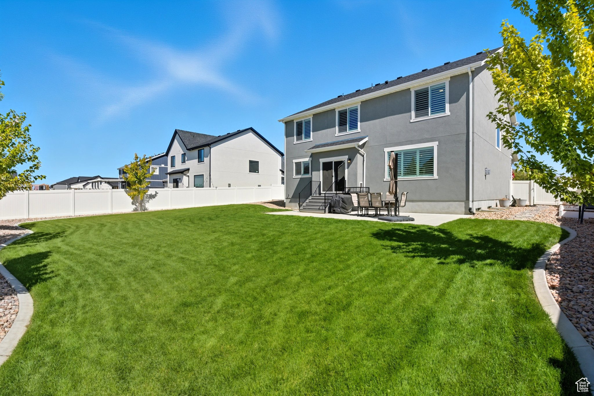 MAPLETON GROVE - Residential