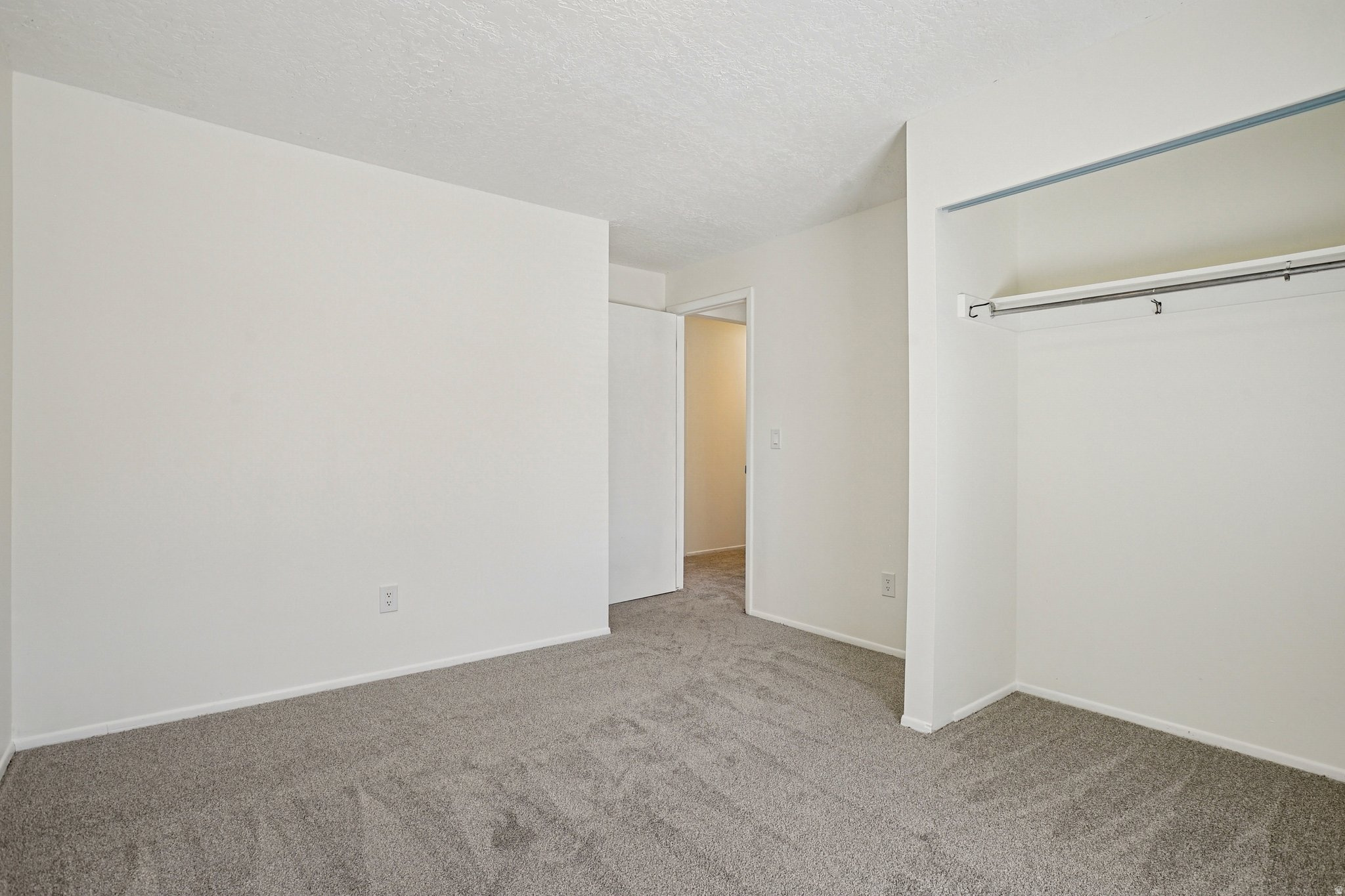 RIVIERA HEIGHTS - Residential