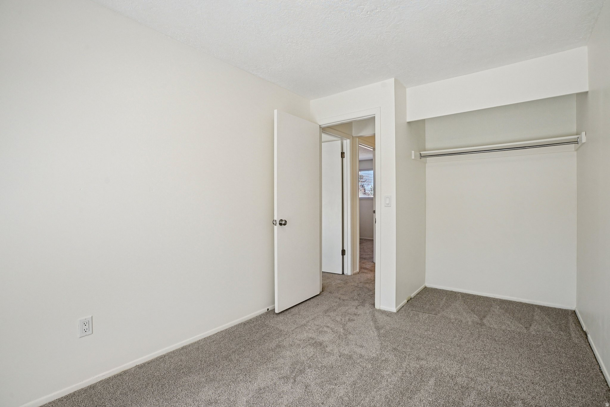 RIVIERA HEIGHTS - Residential