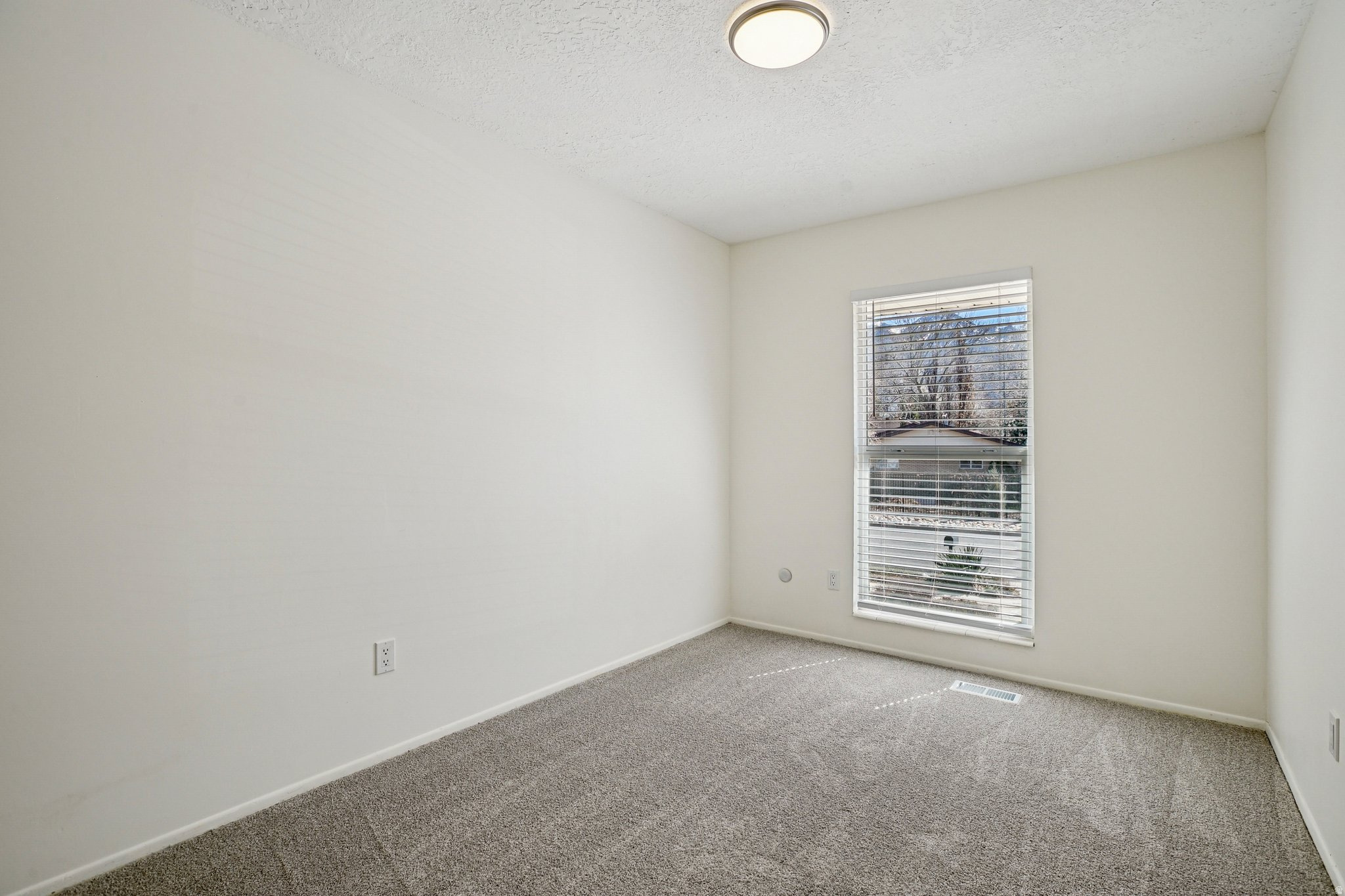 RIVIERA HEIGHTS - Residential