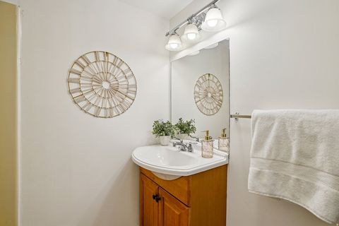 Tiny photo for 7404 S SUNHILL CIR E, Cottonwood Heights, UT 84121 (MLS # 2144986)